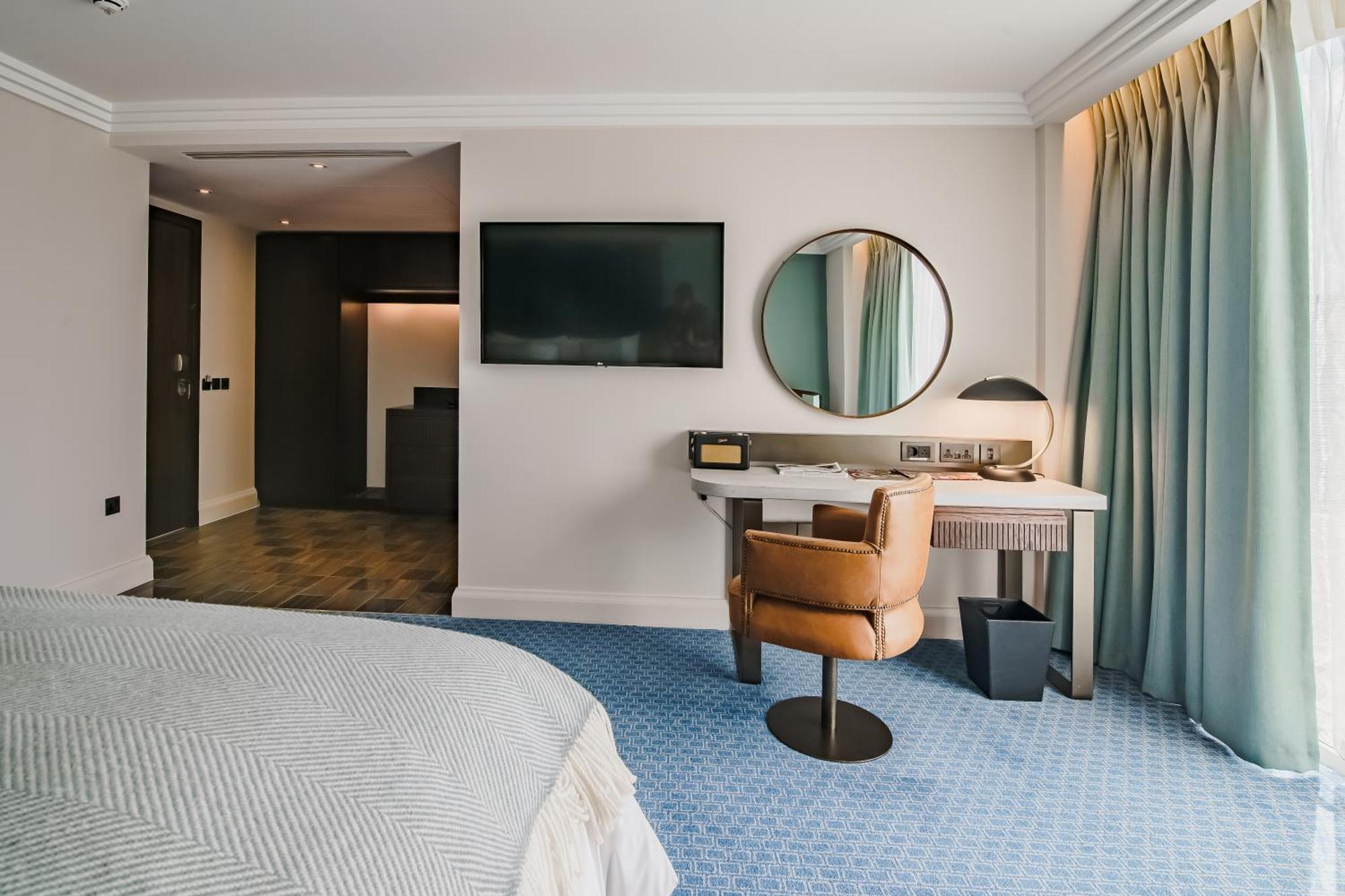 Clayton Hotel Cambridge Экстерьер фото
